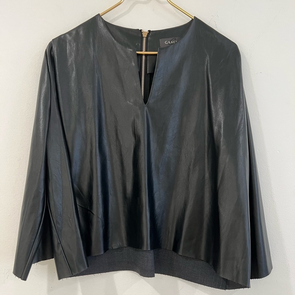Grace black leather style blouse 3/4 sleeve kimono size L